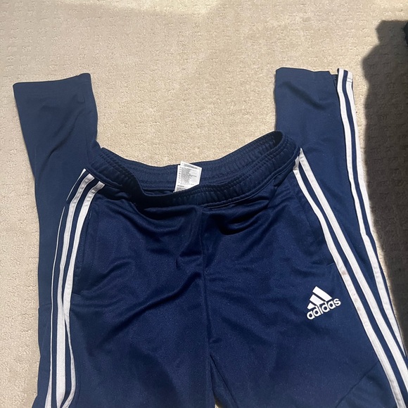 youth adidas track pants - Picture 3 of 3